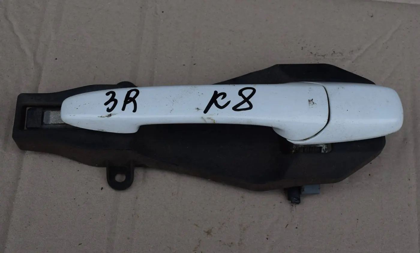 Ручка наружная задняя правая к Mazda CX-7 2007