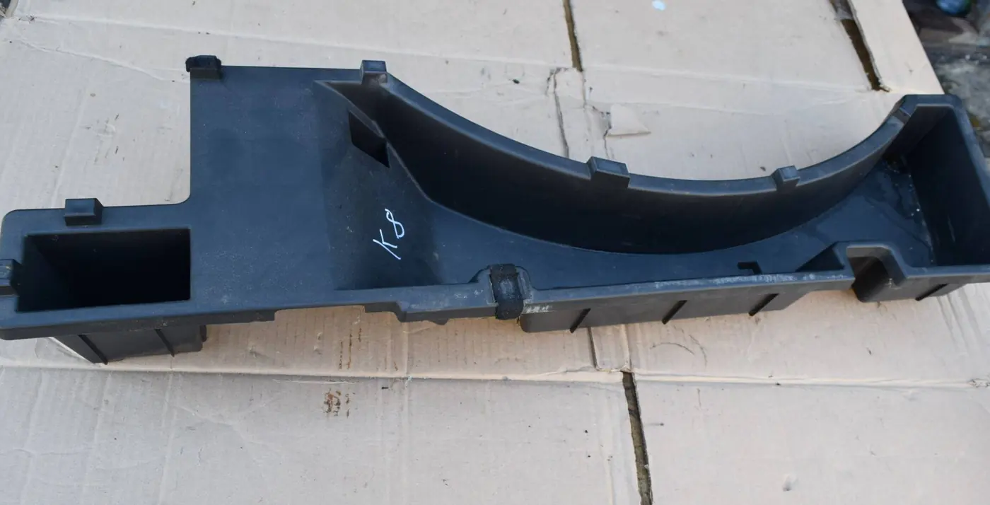 Ящик для инструментов к Mazda CX-7 2007