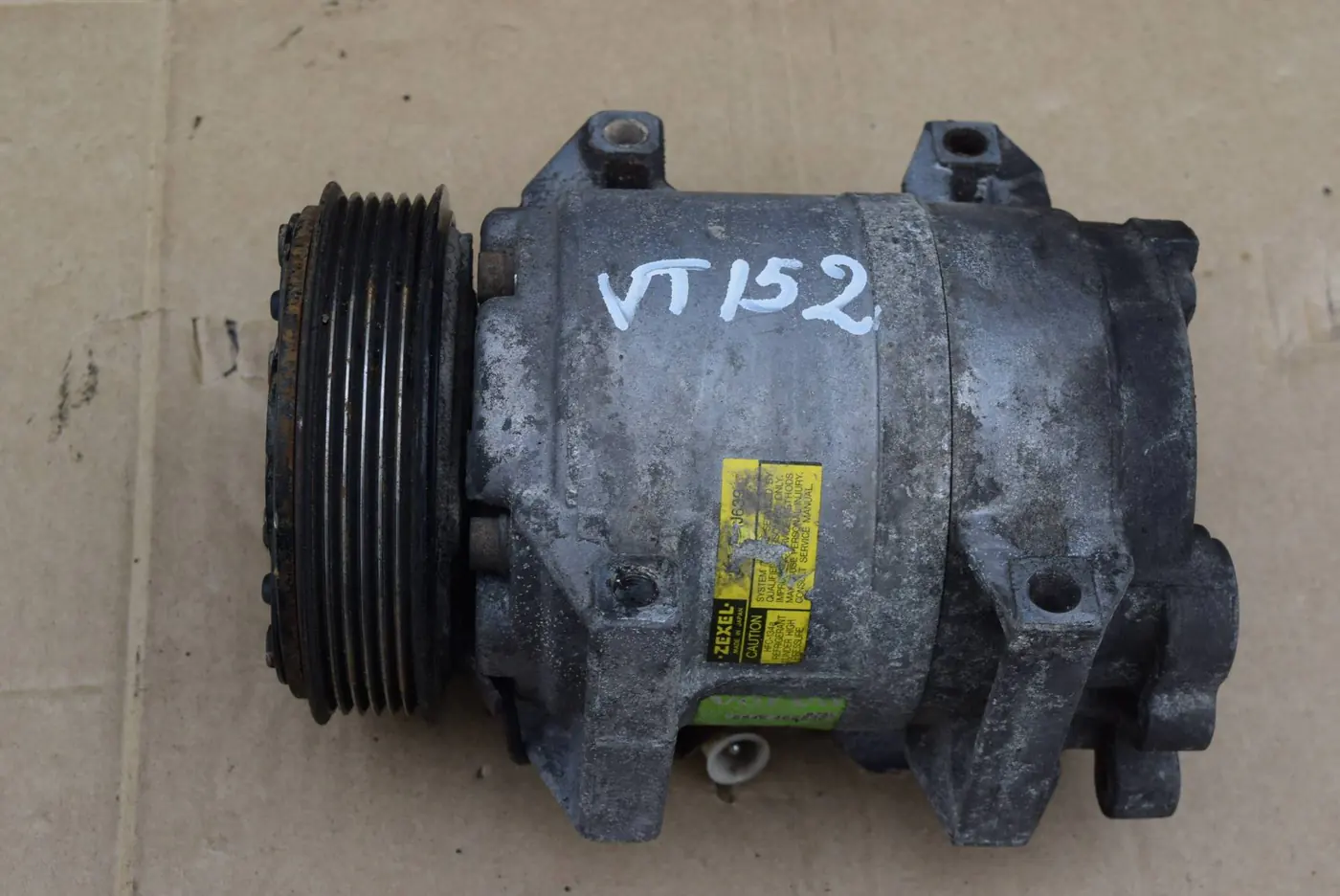 Компрессор кондиционера к Volvo V70 2003