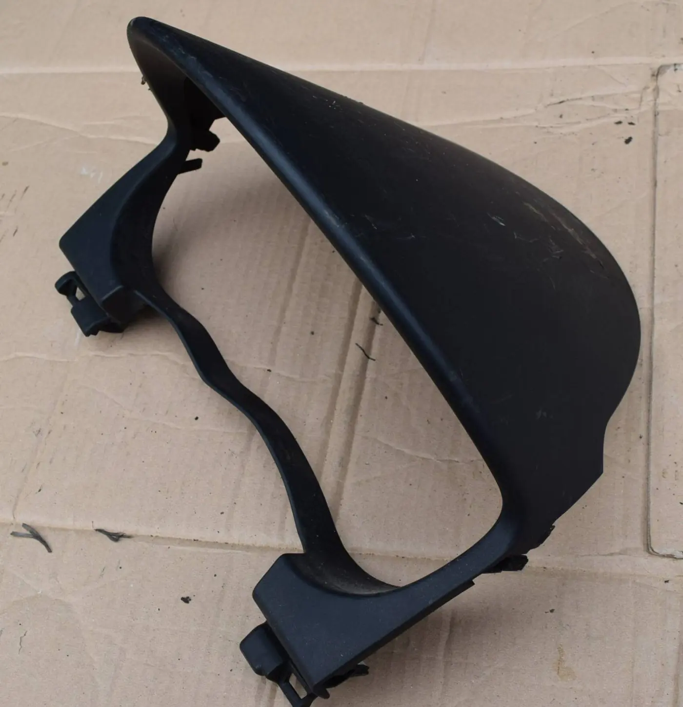 Кожух панели приборов к Mazda CX-7 2007