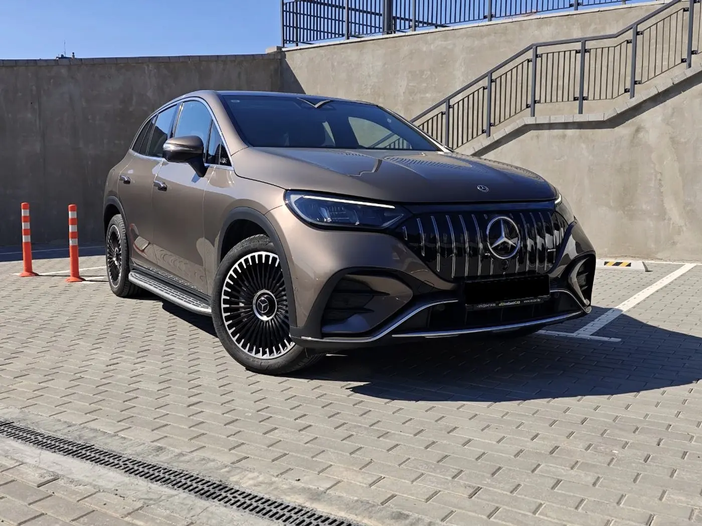 Mercedes-Benz EQE SUV I, 2023