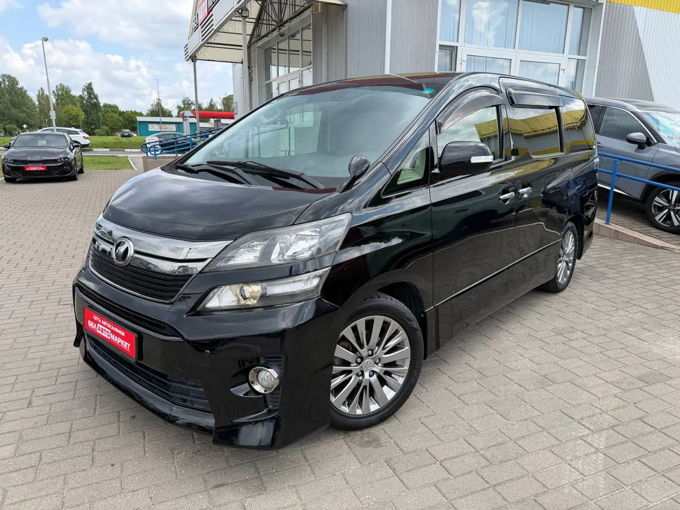 Toyota Alphard II, 2012