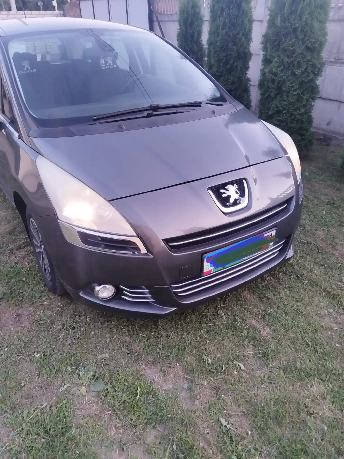 Peugeot 5008 I, 2011