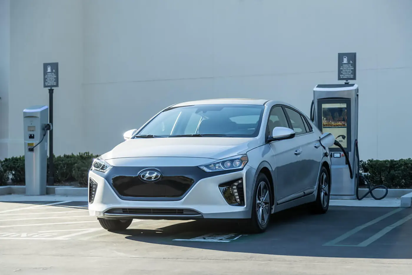 Hyundai и Kia возглавили рейтинг электромобилей по долговечности батарей