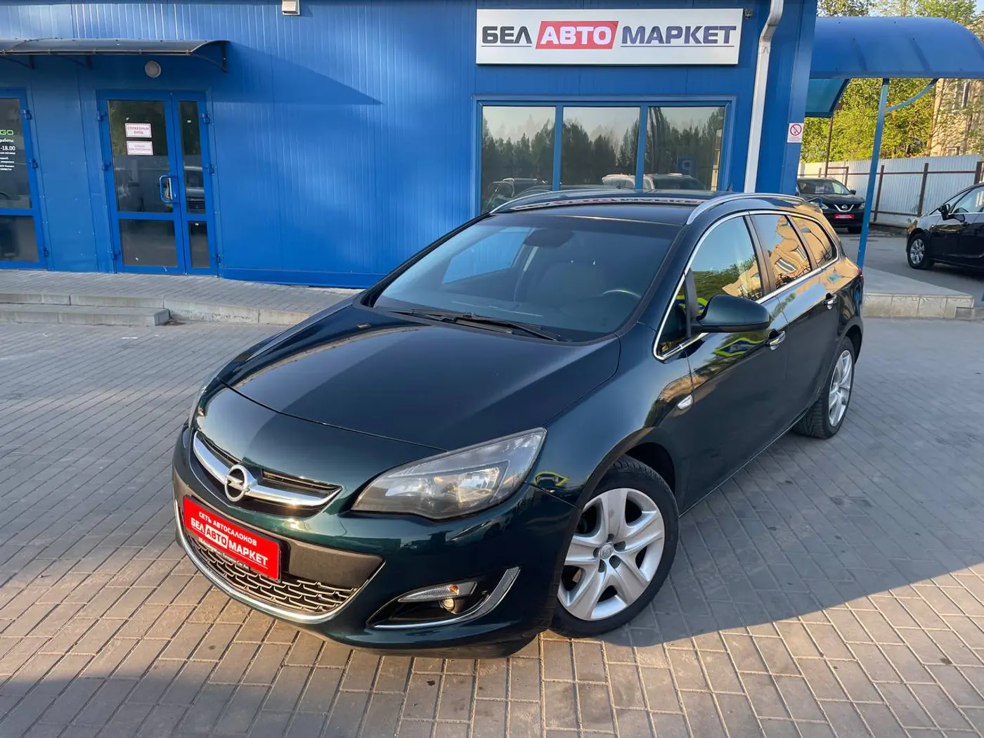 Opel Astra J Рестайлинг, 2013