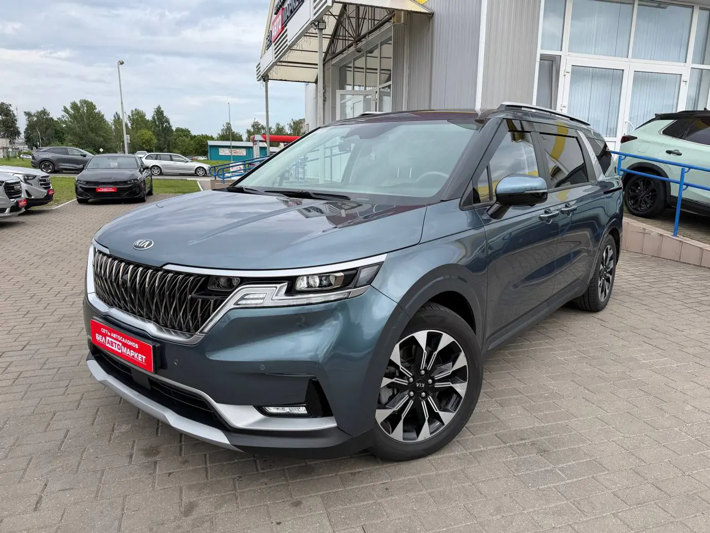 Kia Carnival III, 2021