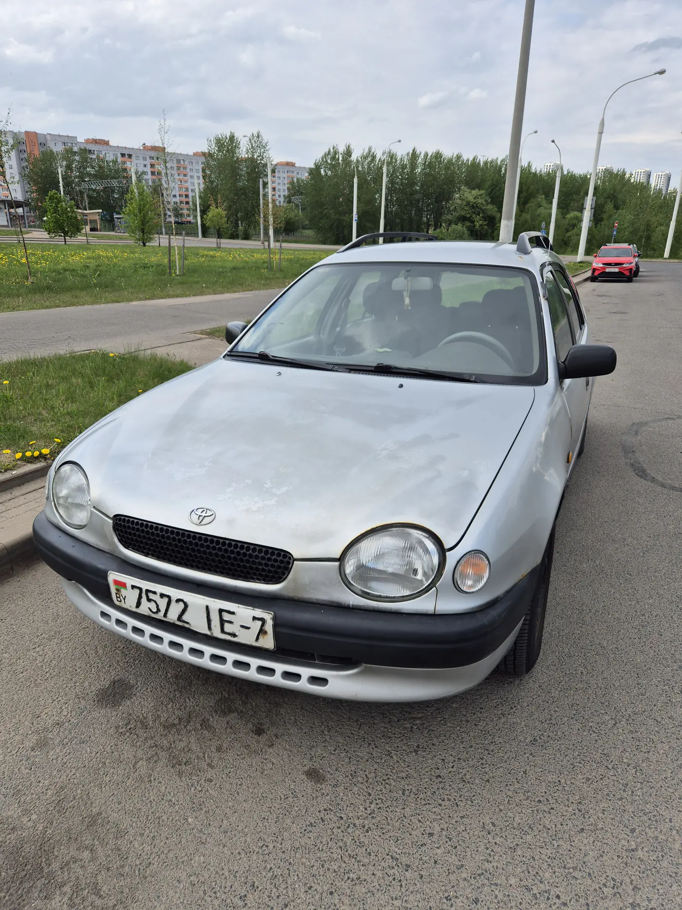 Toyota Corolla VIII (E110), 1998