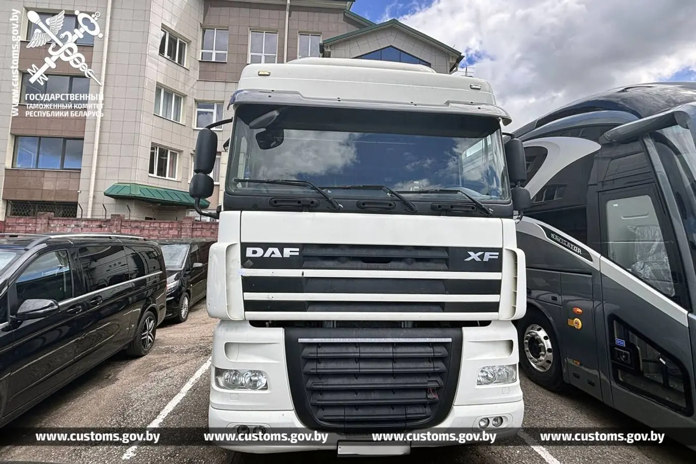 Таможня раскрыла схему ввоза тягачей с измененными VIN