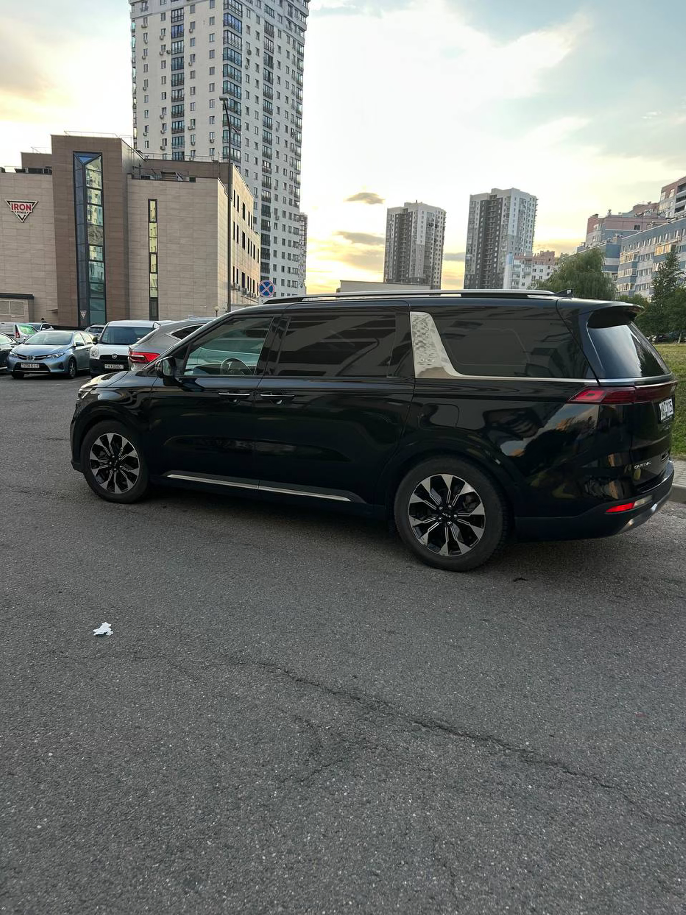 Kia Carnival IV, 2022