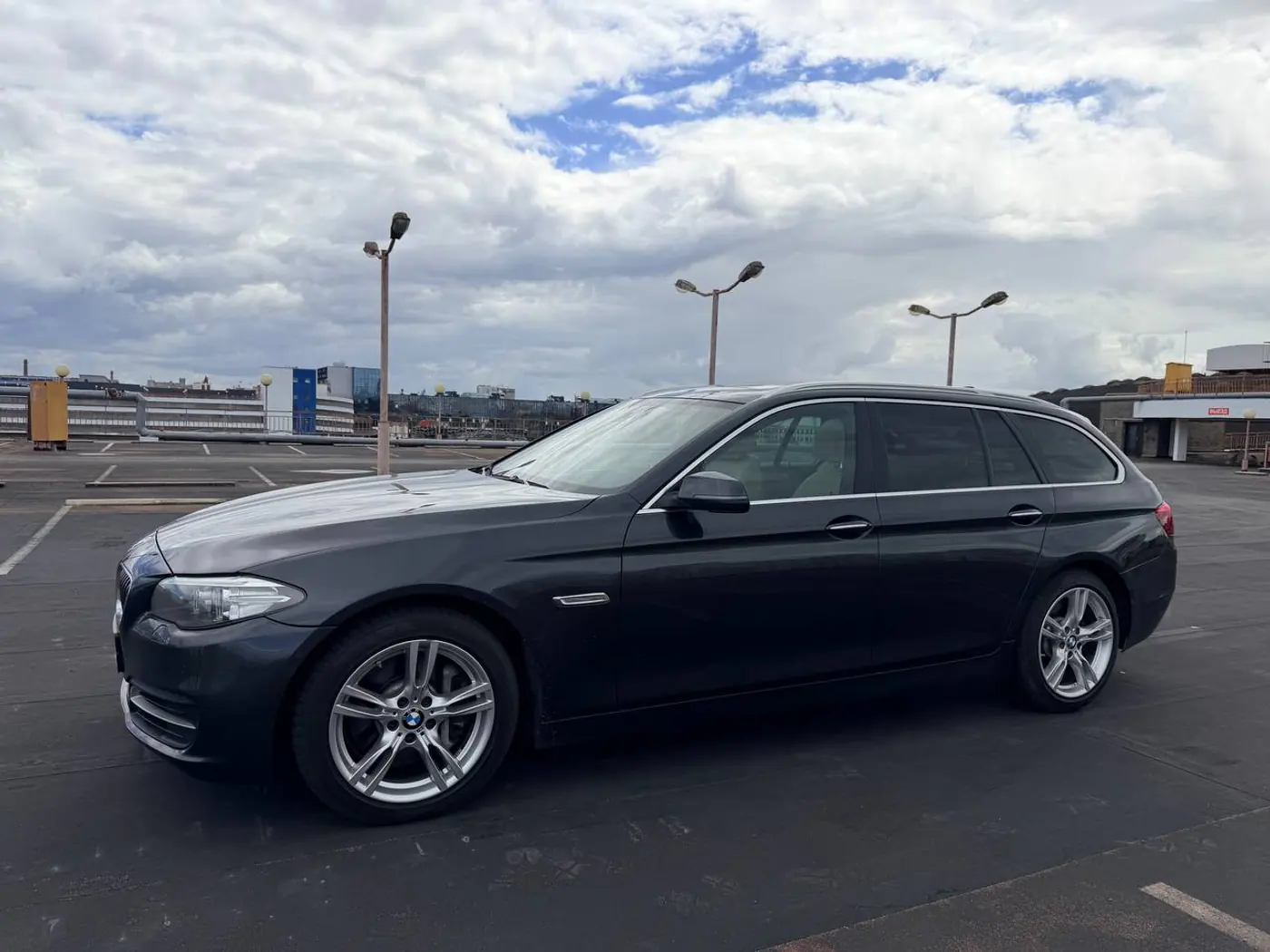 BMW 5 series VI (F10/F11/F07) Рестайлинг, 2013