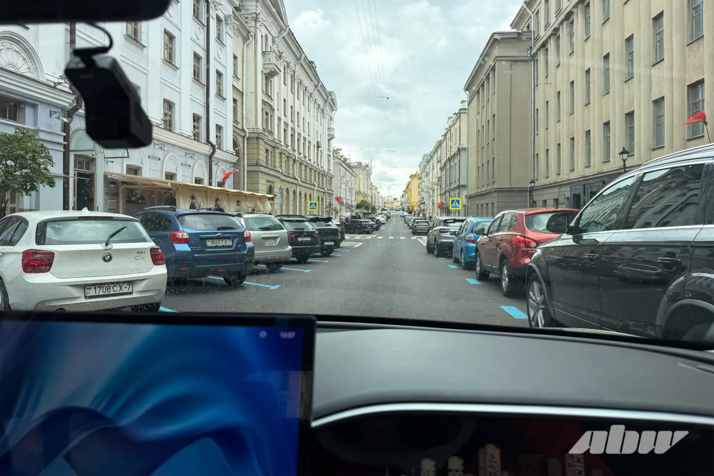 Мал да удал, или Впихнуть невпихуемое в Geely EX2: экшен в трех актах