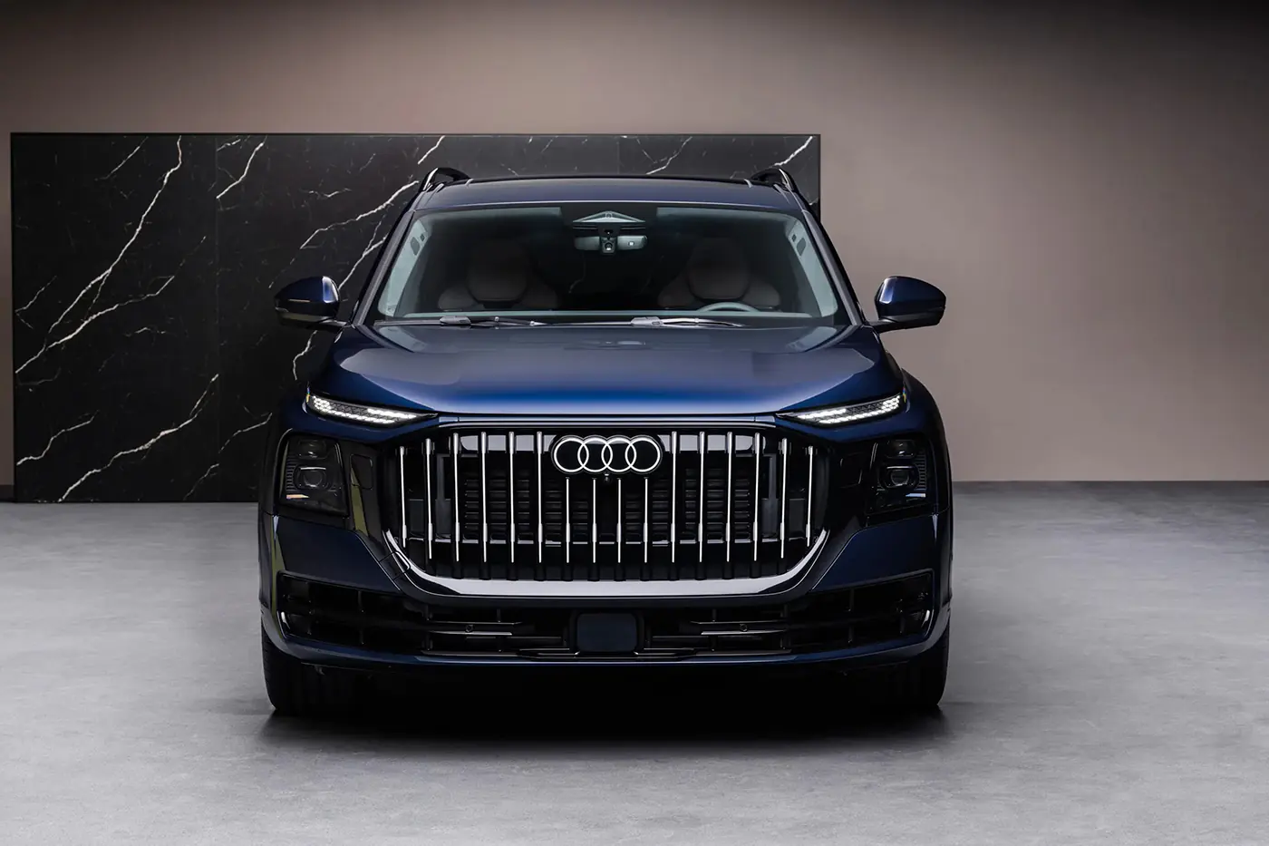 Audi официально представила флагманский внедорожник Q9