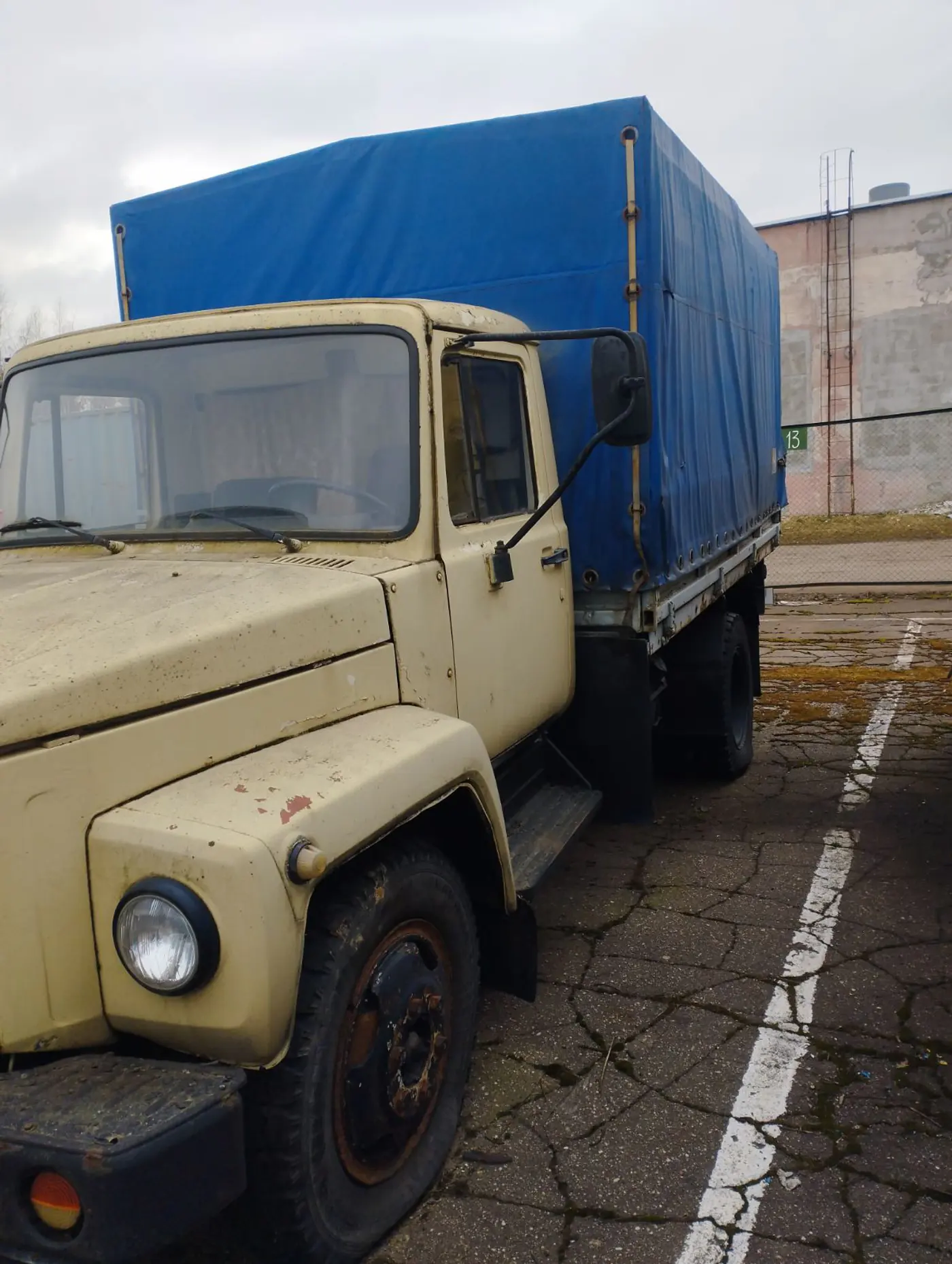 ГАЗ 3307 2000