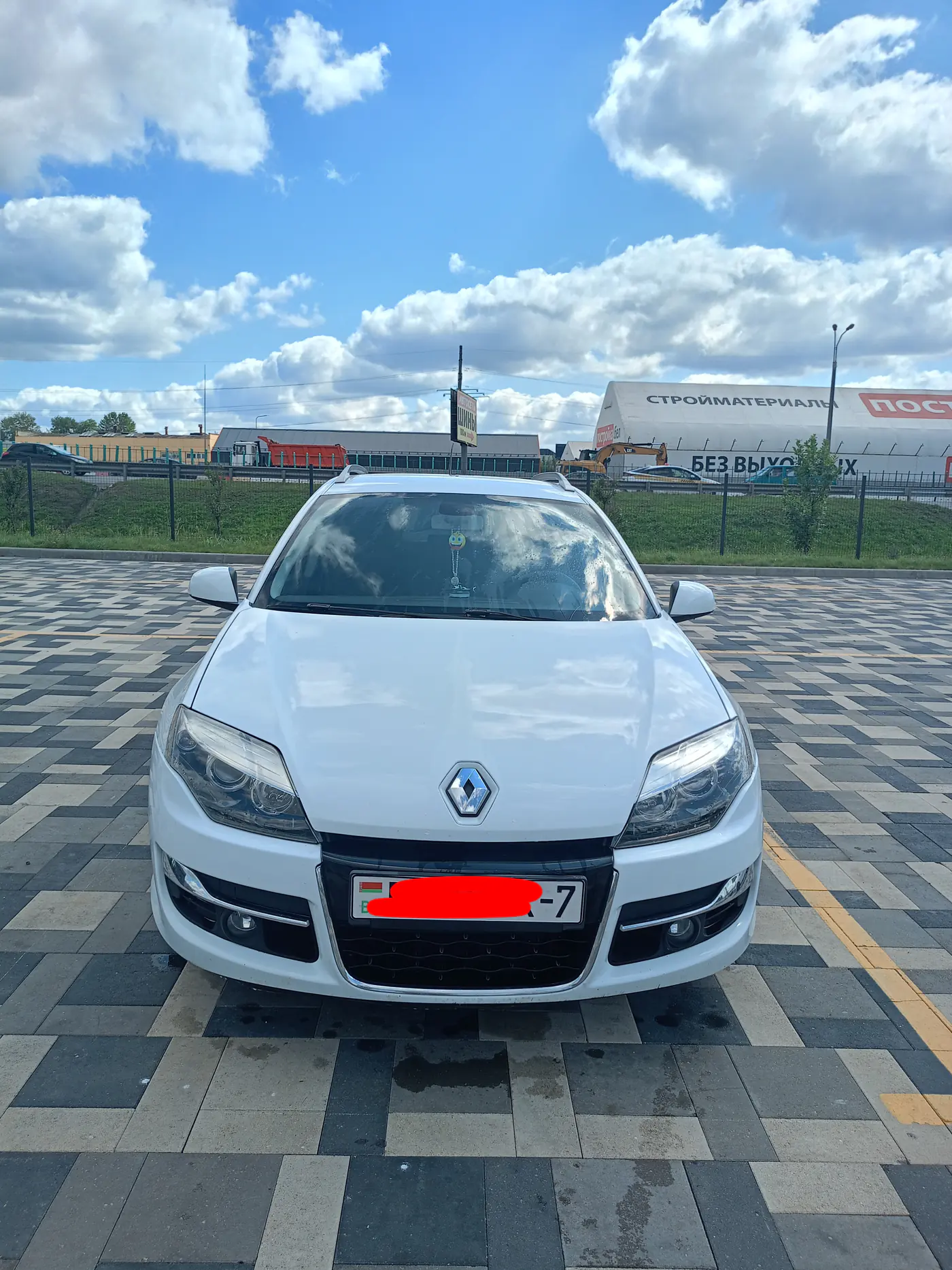 Renault Laguna III Рестайлинг, 2011
