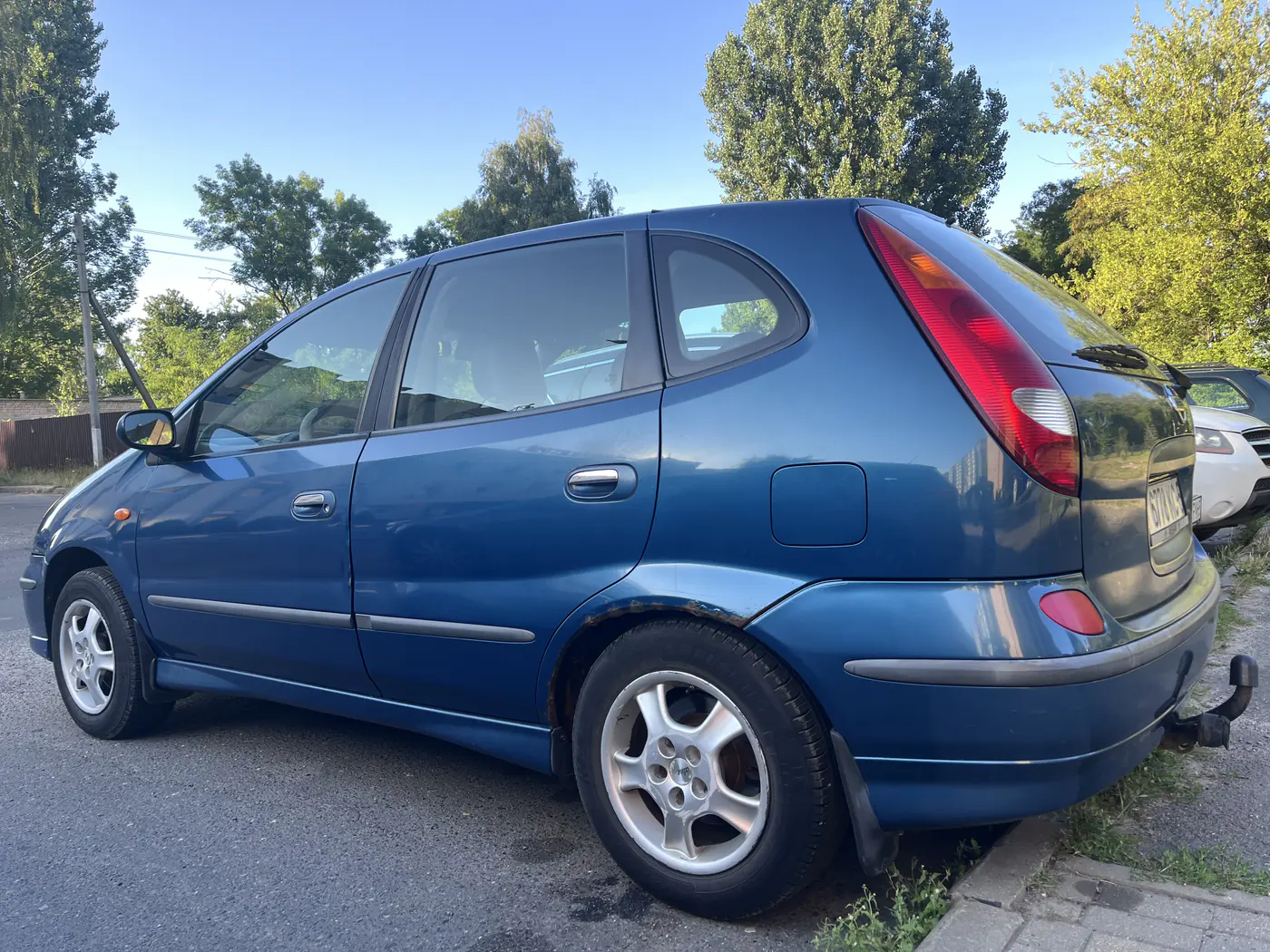 Nissan Almera Tino I, 2002