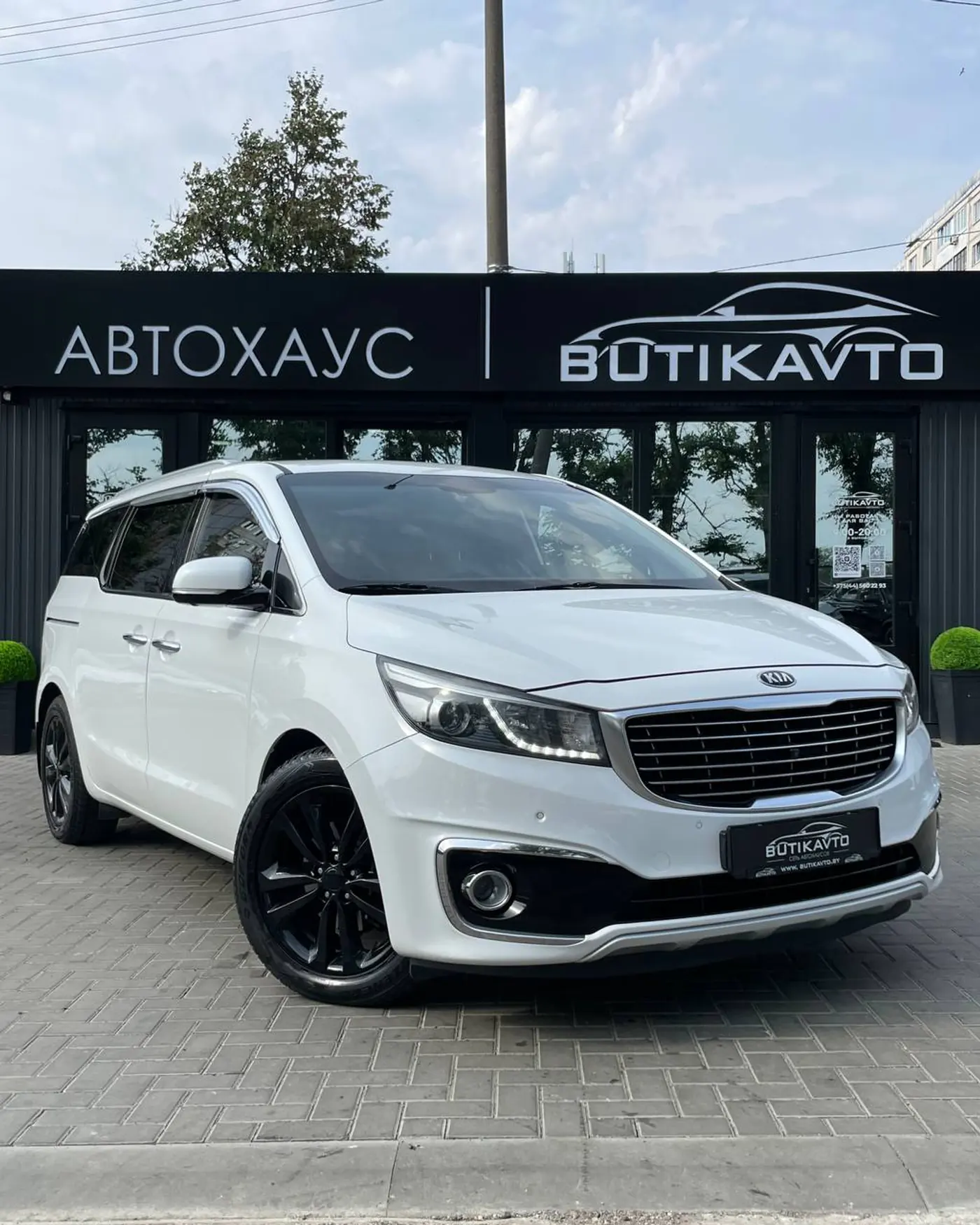Kia Carnival III, 2017