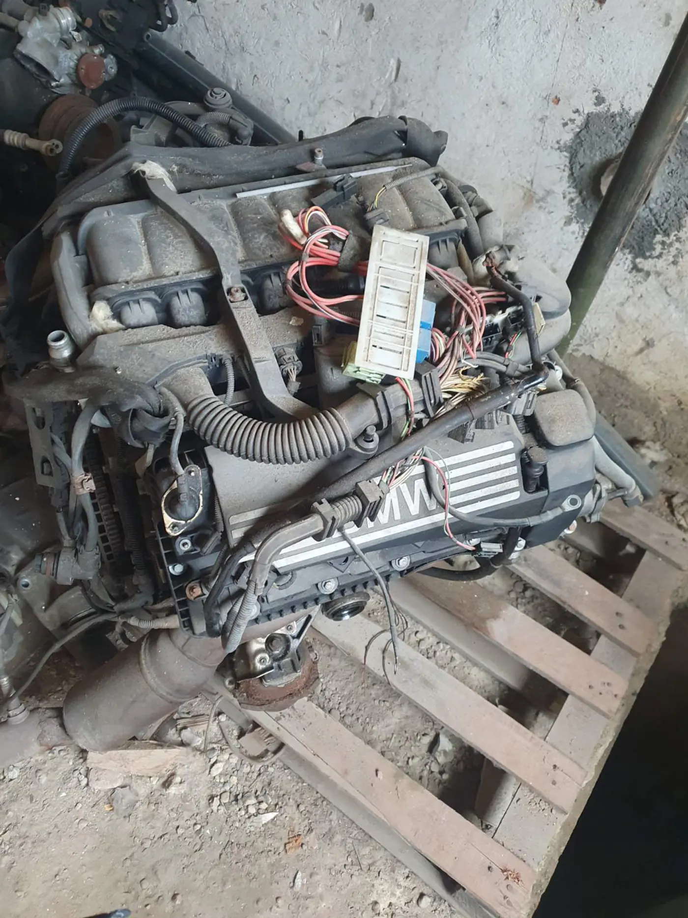 Двигатель к BMW X5 2006