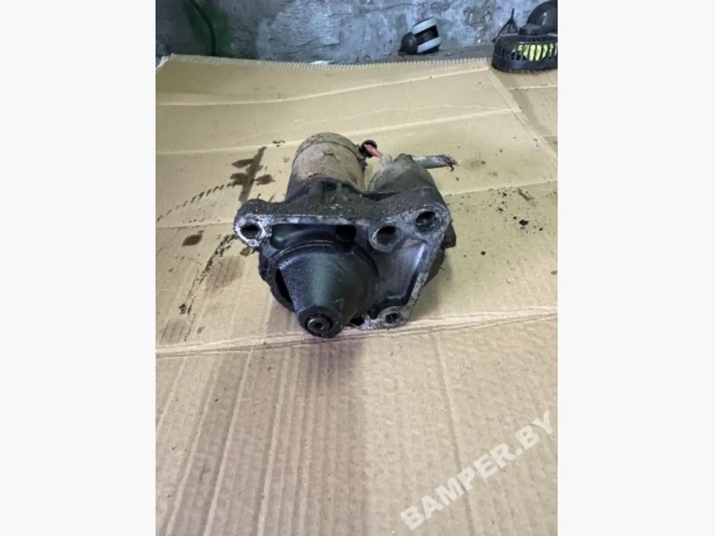 Стартер к Volvo 460 1994