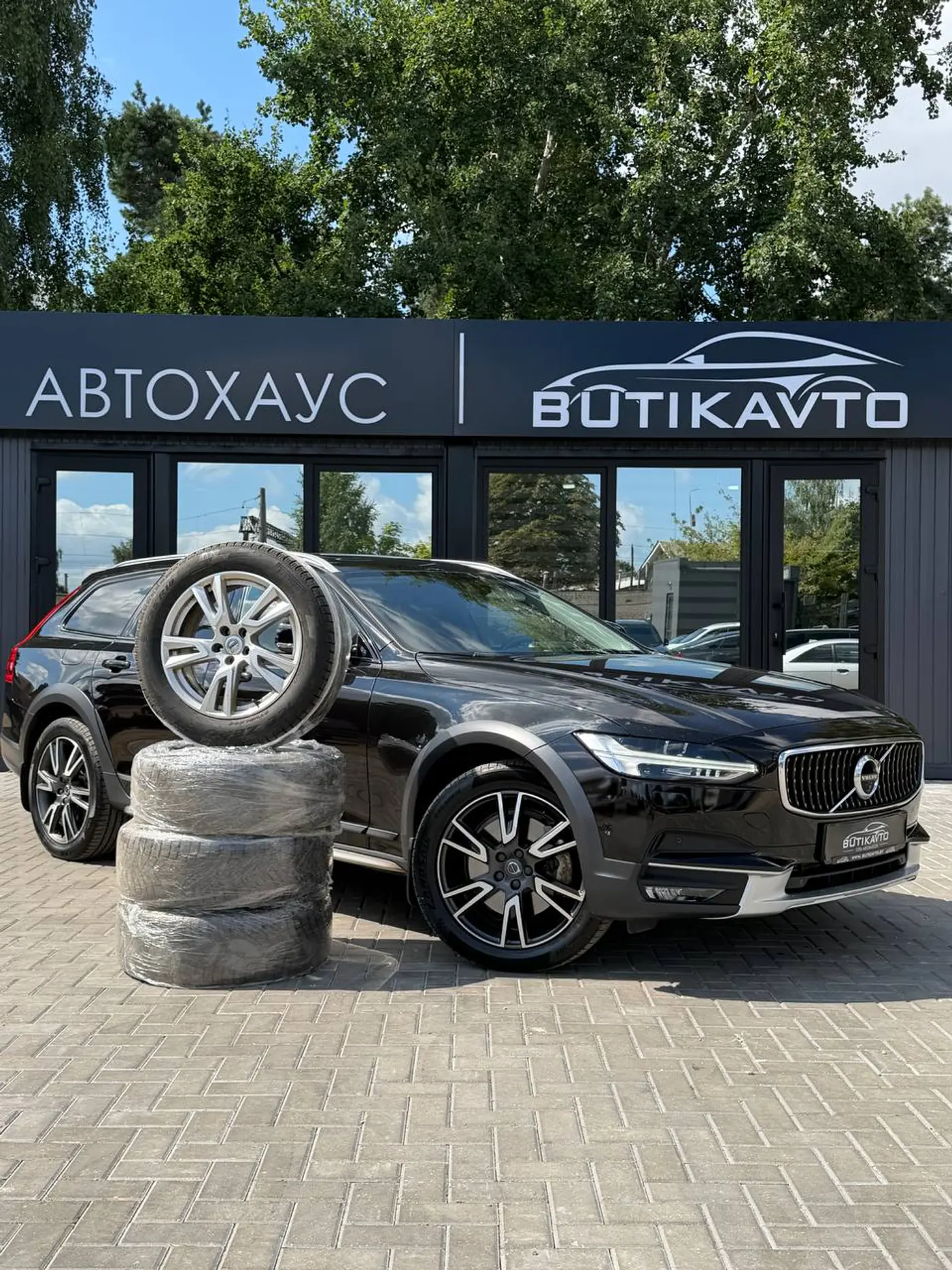Volvo V90 Cross Country I, 2017
