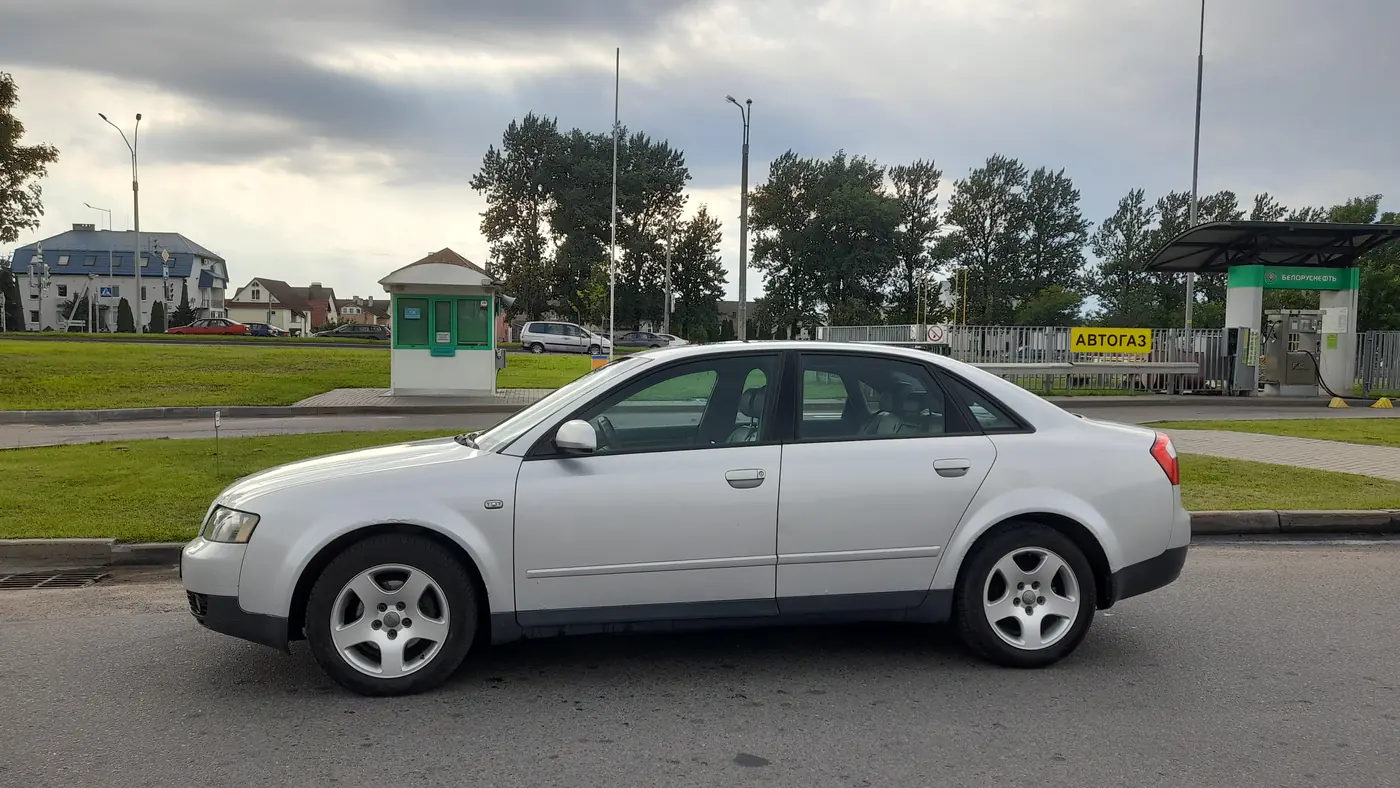 Audi A4 II (B6), 2002