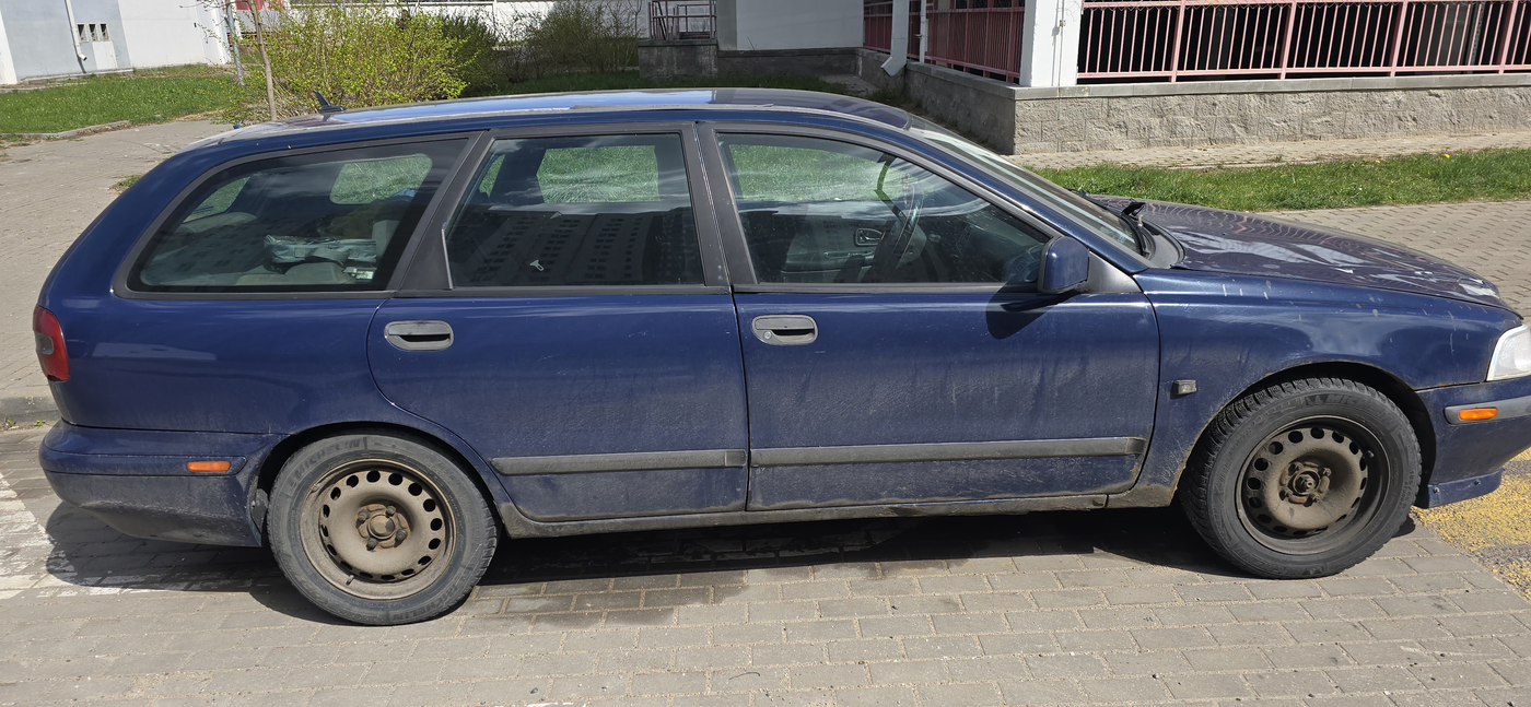 Volvo V40 I, 1999