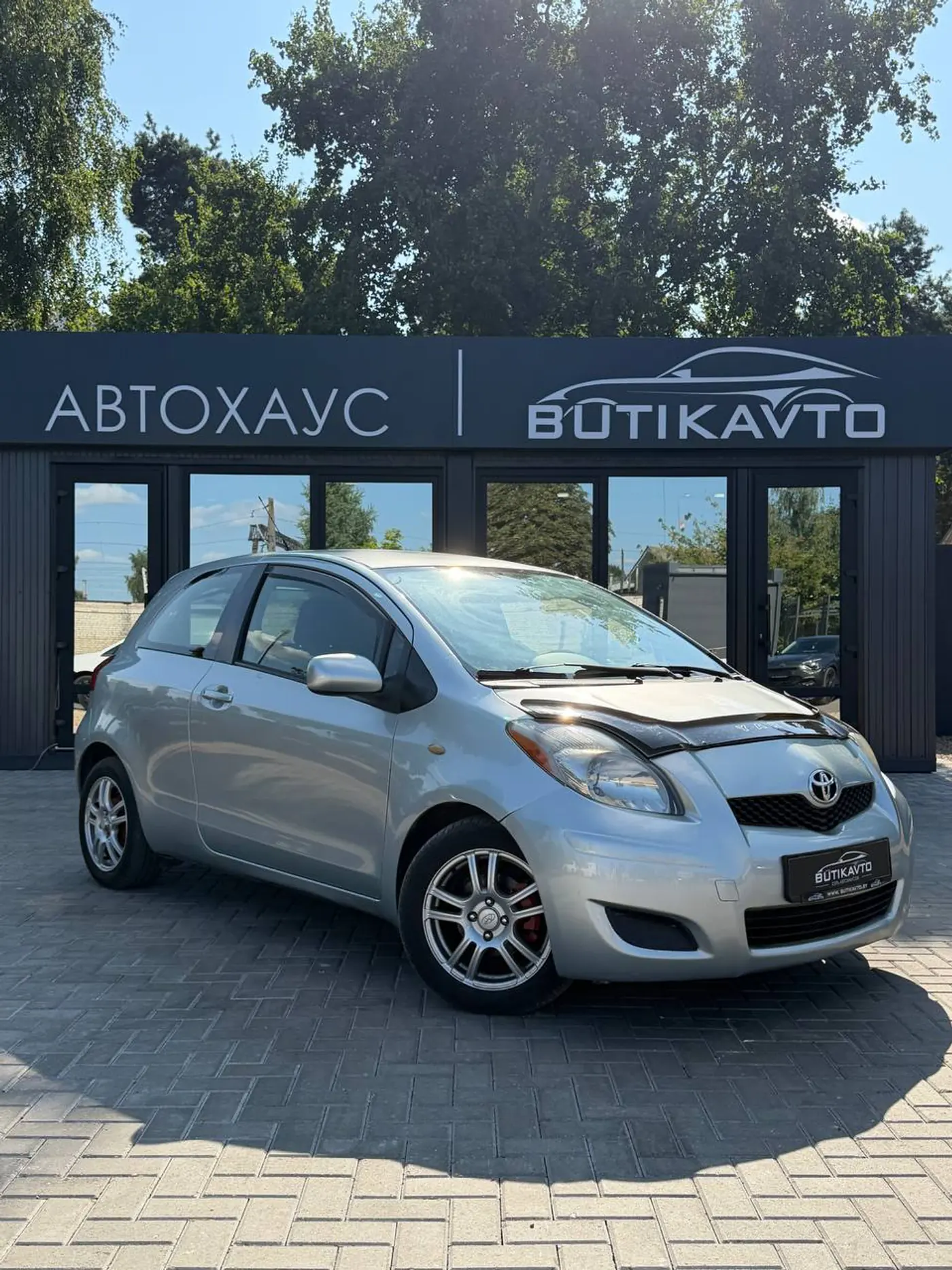 Toyota Yaris II Рестайлинг, 2009