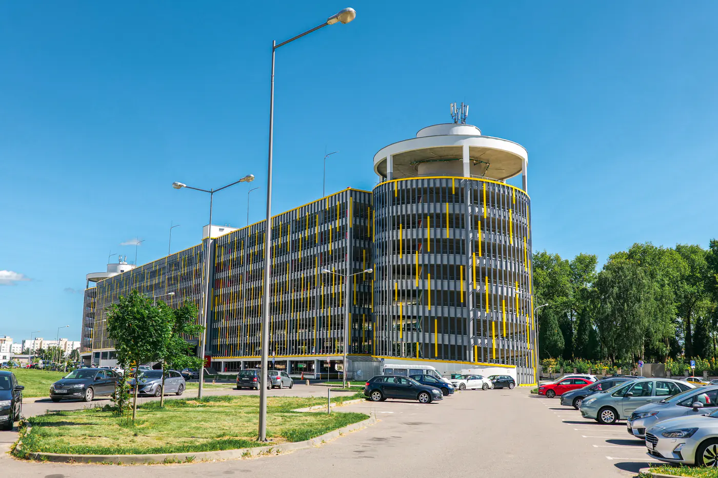Время забыть о поиске парковки: машино-места в «Минск-Мире» с выгодой 20%