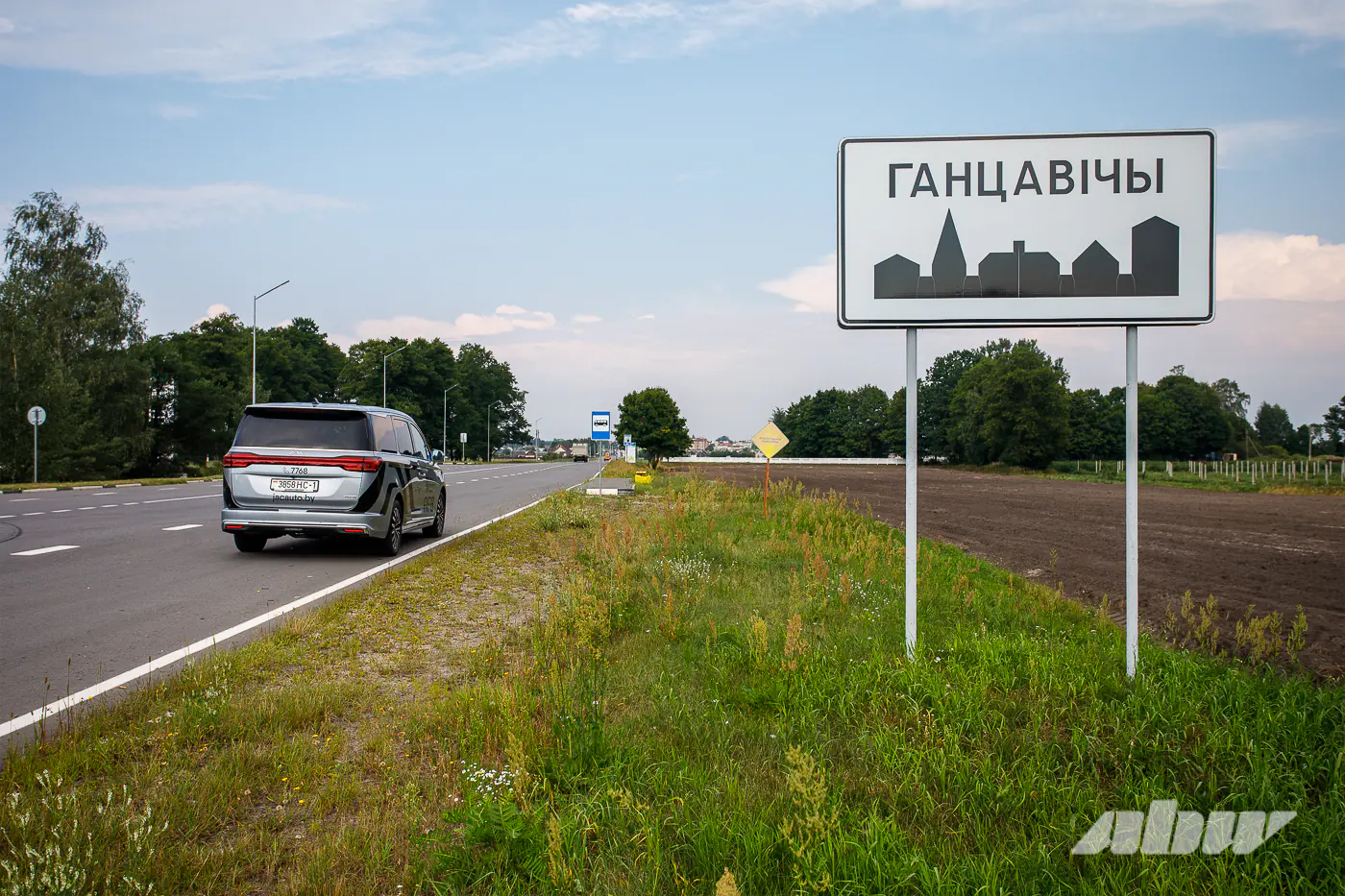 Путевой дневник JAC RF8: углубляемся в провинцию на бизнес-шаттле