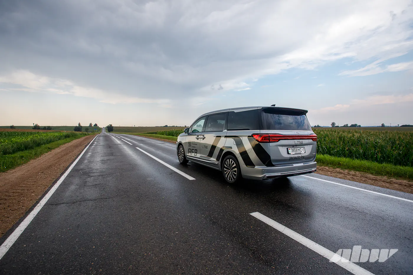 Путевой дневник JAC RF8: углубляемся в провинцию на бизнес-шаттле