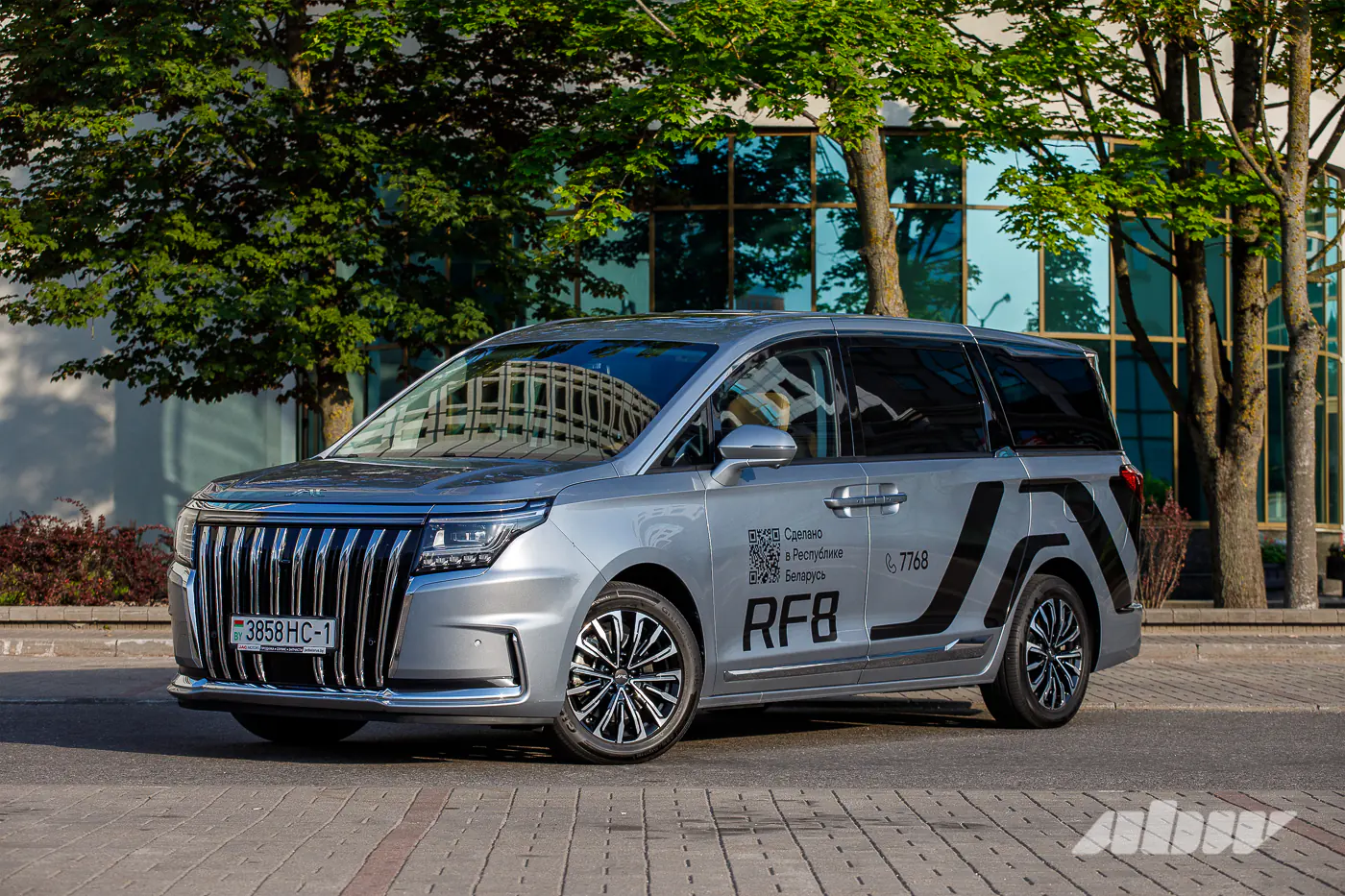Путевой дневник JAC RF8: углубляемся в провинцию на бизнес-шаттле