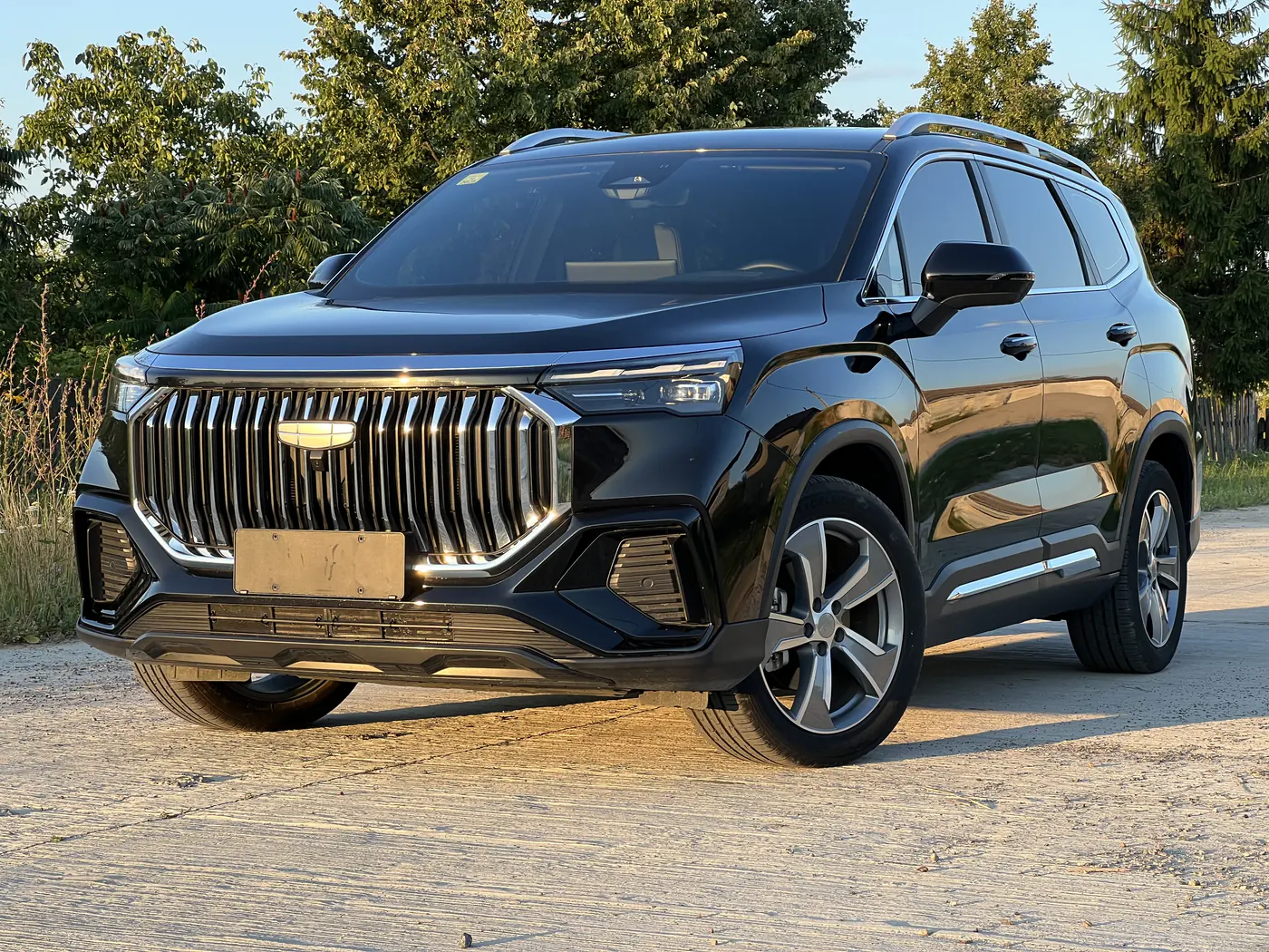 Geely Haoyue L I, 2024