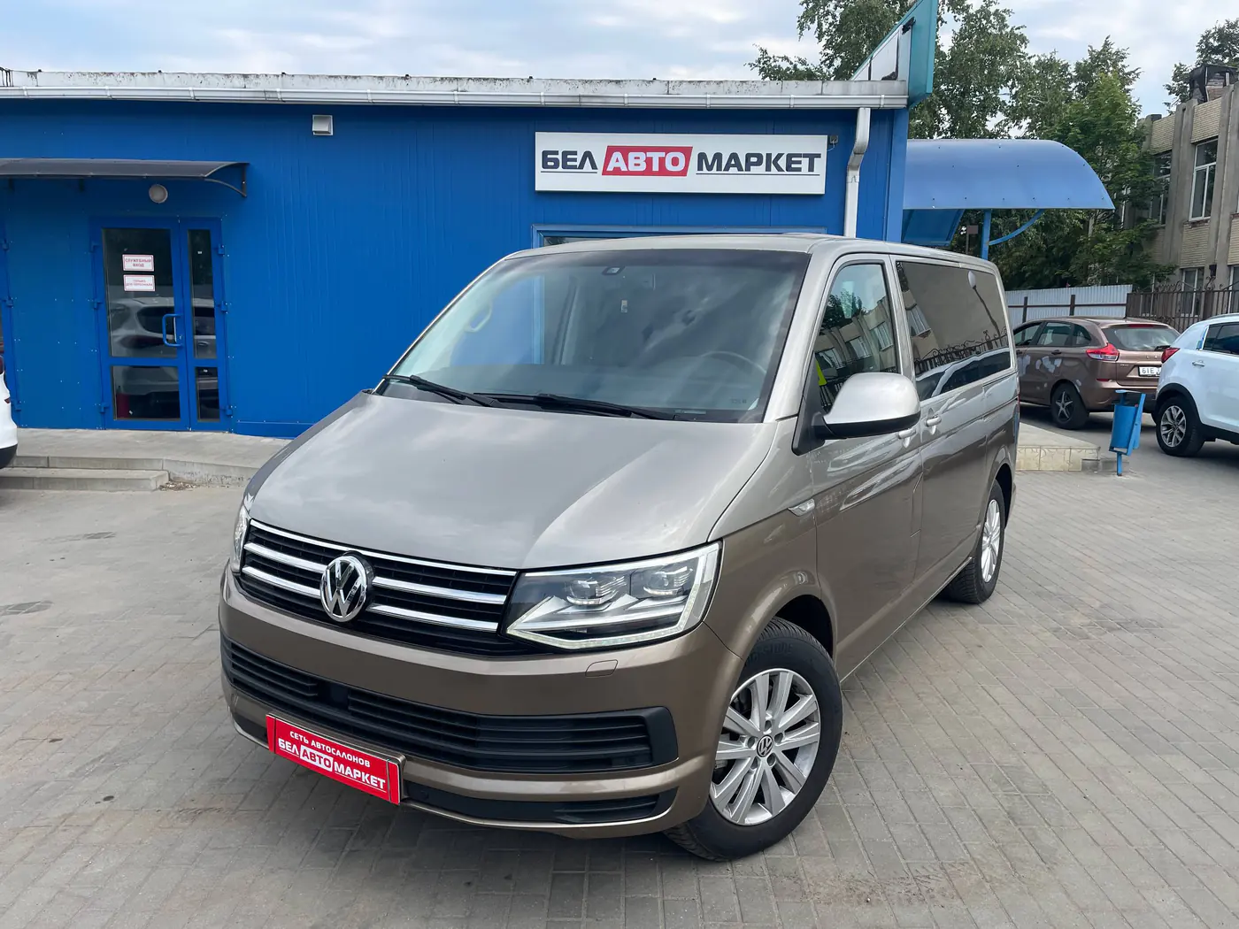 Volkswagen Multivan T5 Рестайлинг, 2013