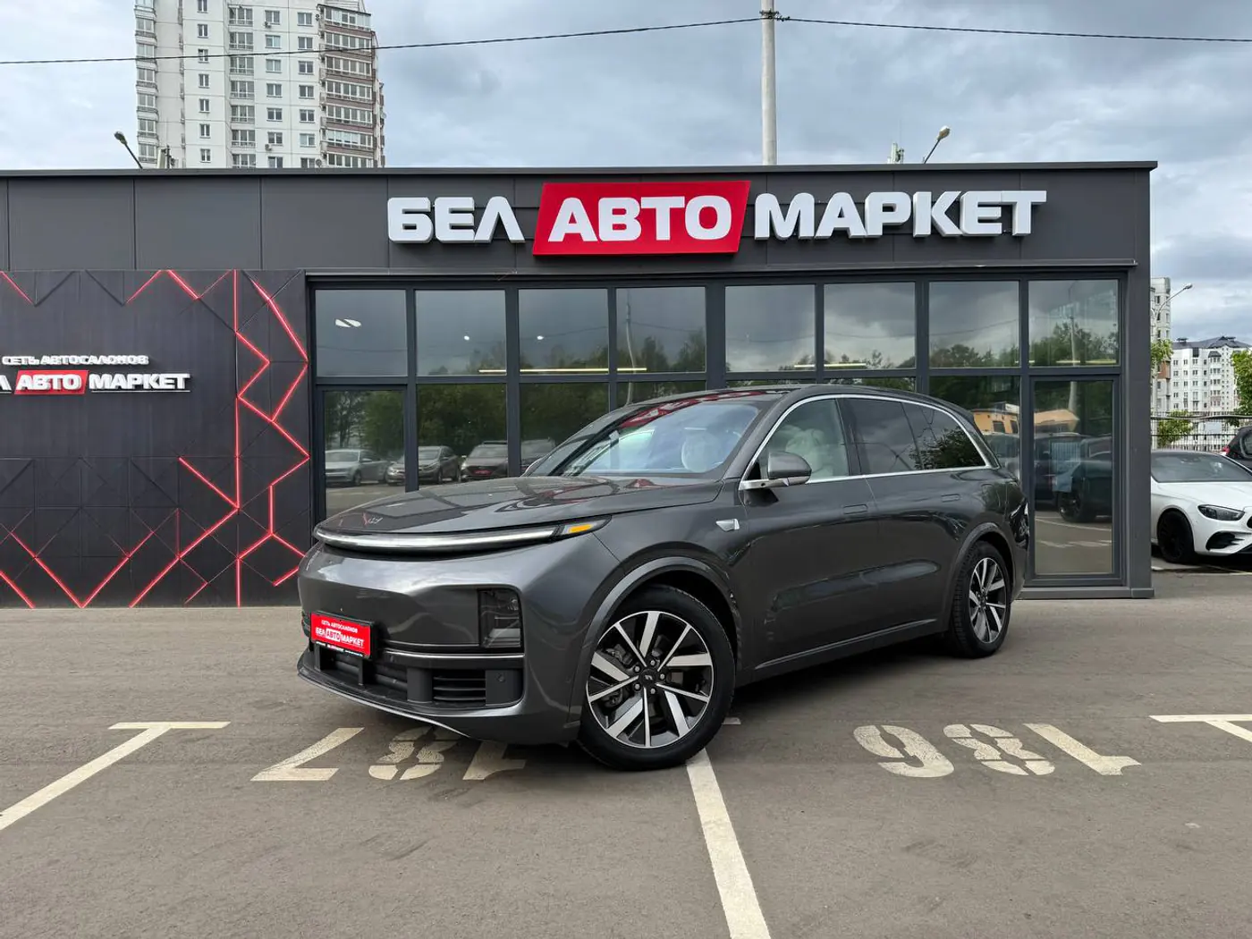 Li Auto L8 I, 2023