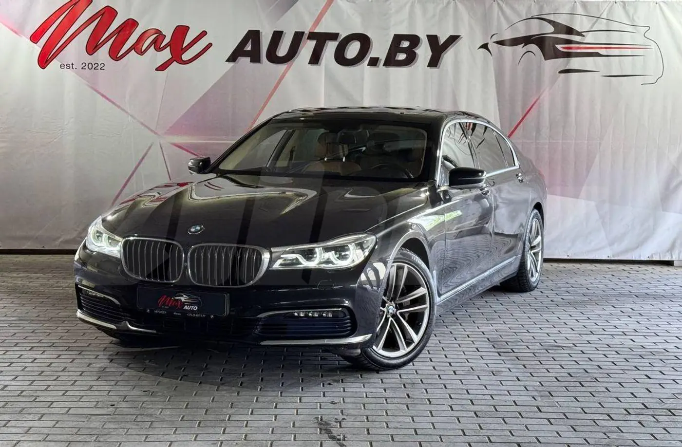 BMW 7 series VI (G11/G12), 2015