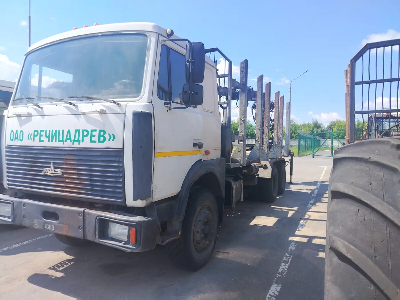 МАЗ 6303 2009