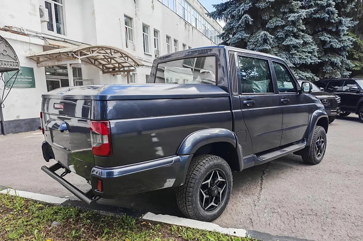 Обновленный УАЗ Пикап сошел с конвейера