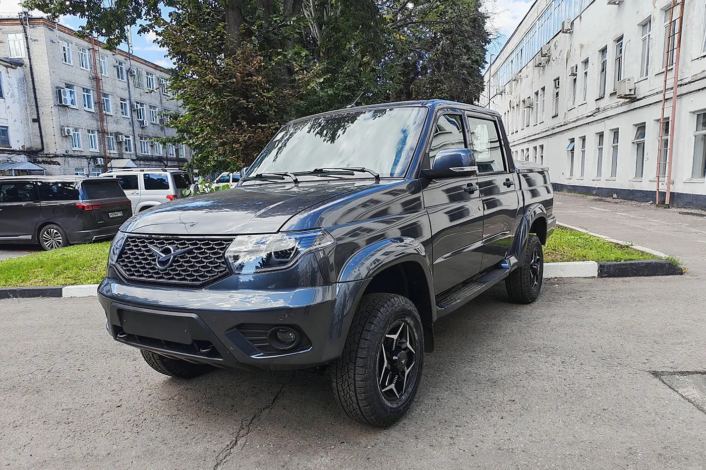 Обновленный УАЗ Пикап сошел с конвейера