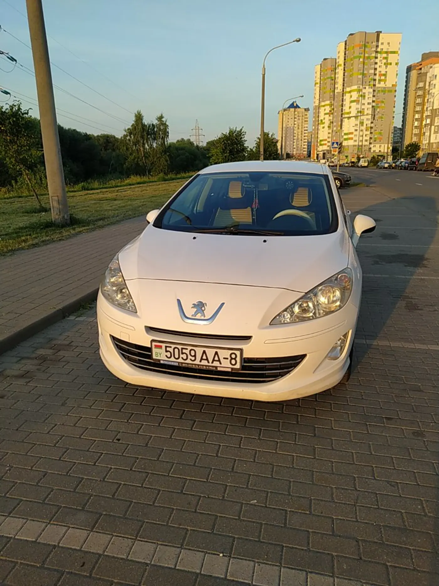 Peugeot 408 I, 2013