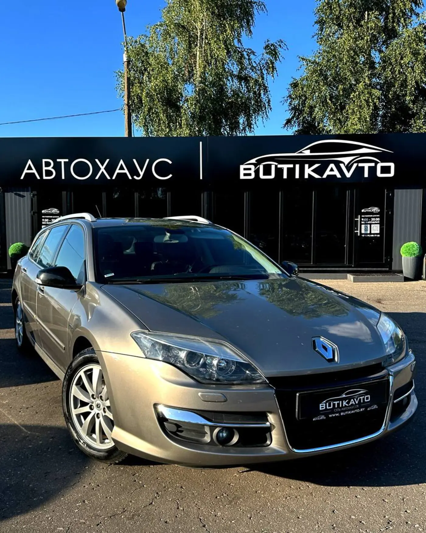 Renault Laguna III Рестайлинг, 2012