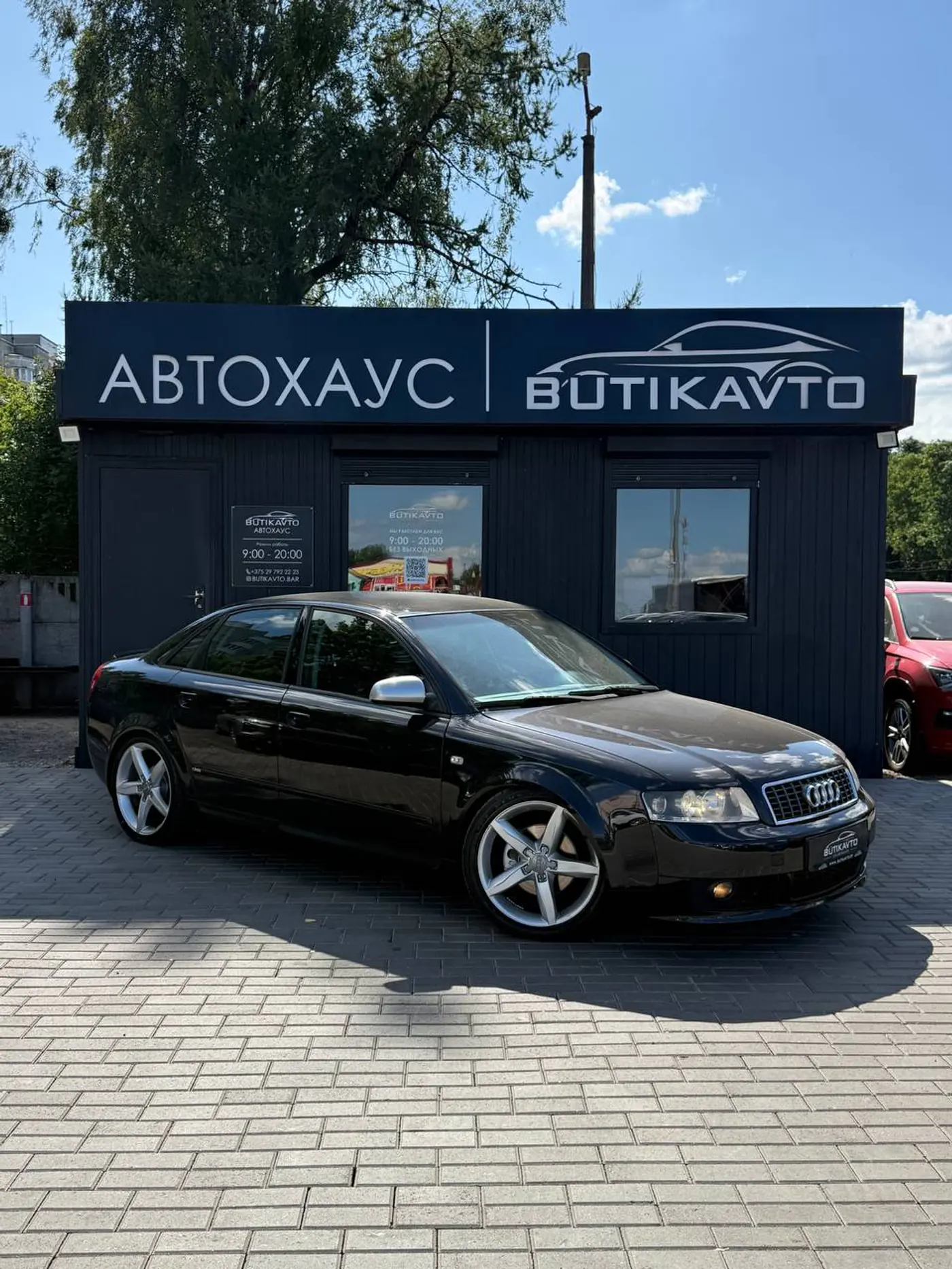Audi A4 II (B6), 2001