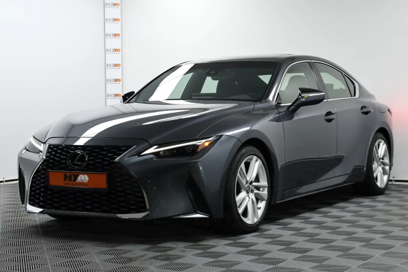 Lexus IS III Рестайлинг, 2020