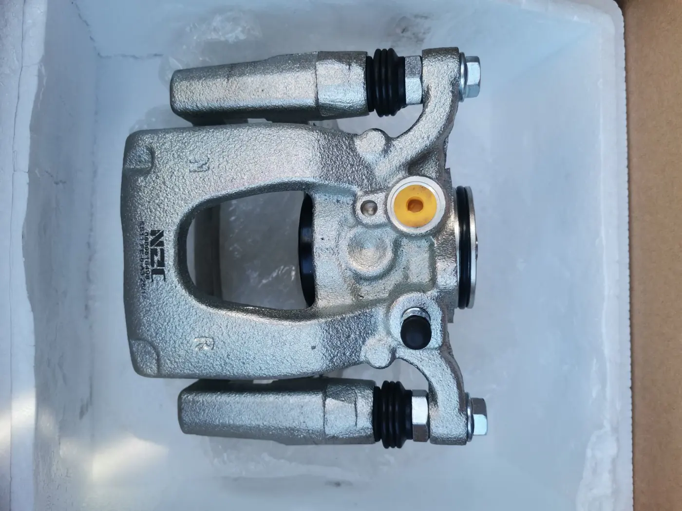 Суппорт задний правый к Geely Emgrand 7 2023