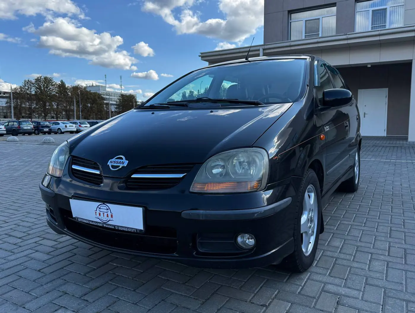 Nissan Almera Tino I, 2002