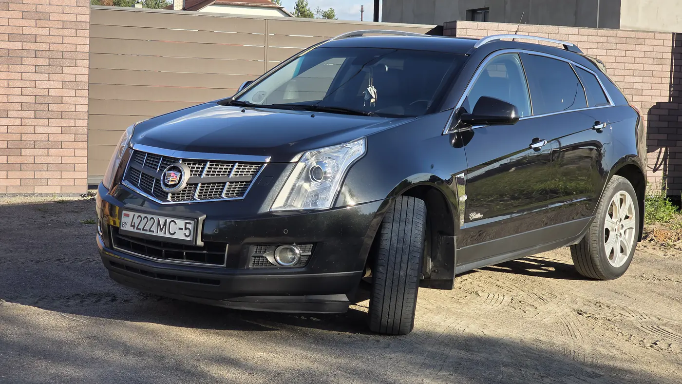Cadillac SRX II, 2011