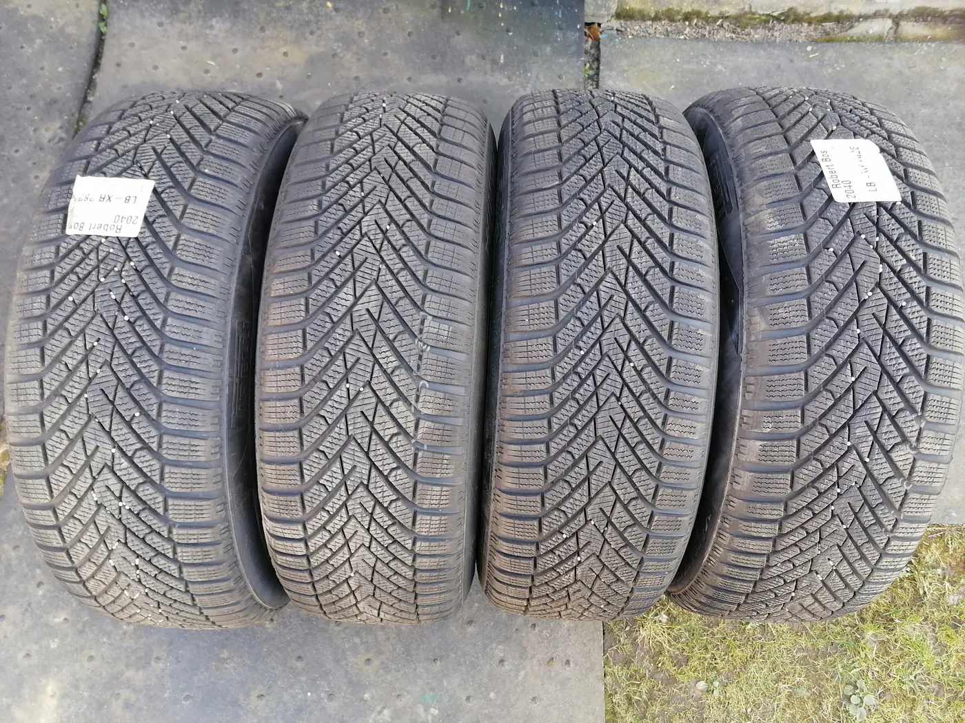 R20 235 50 Pirelli Scorpion Winter 2