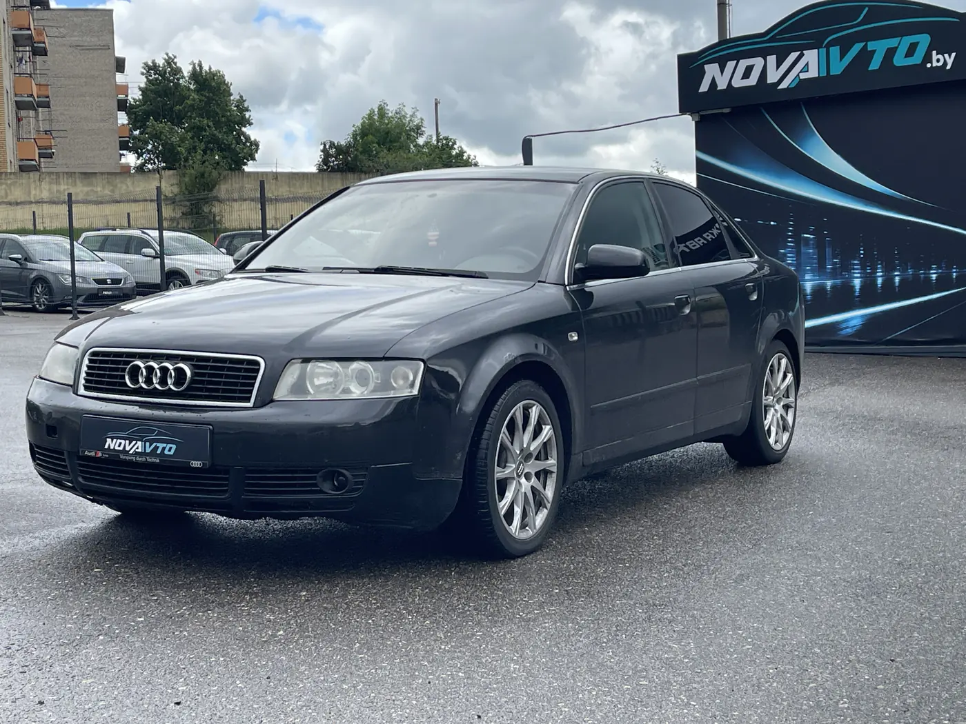 Audi A4 II (B6), 2001