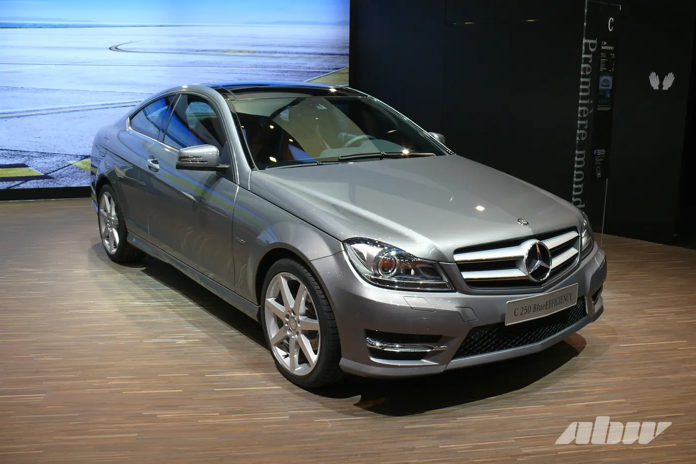 «Цешка» примерила обновки: как изменился Mercedes C-класса