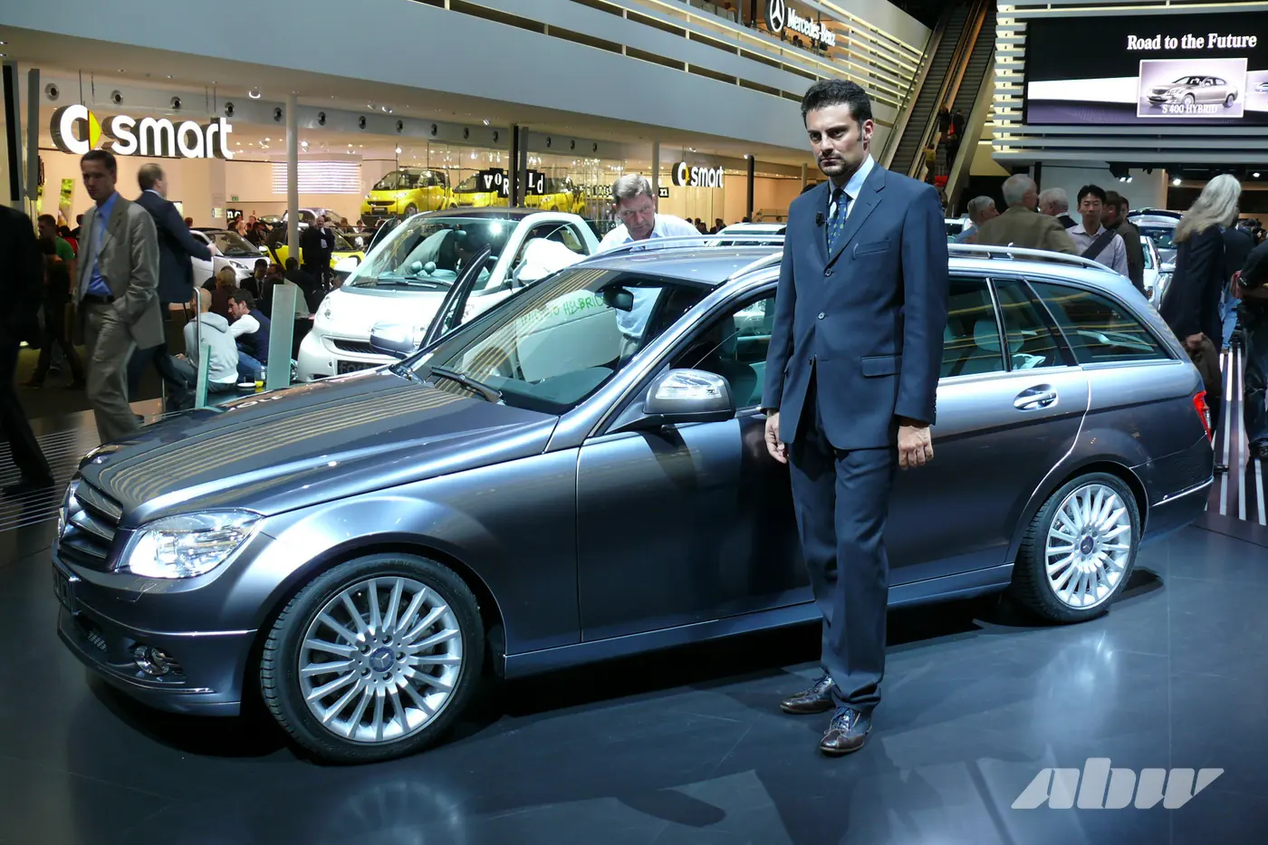 «Цешка» примерила обновки: как изменился Mercedes C-класса