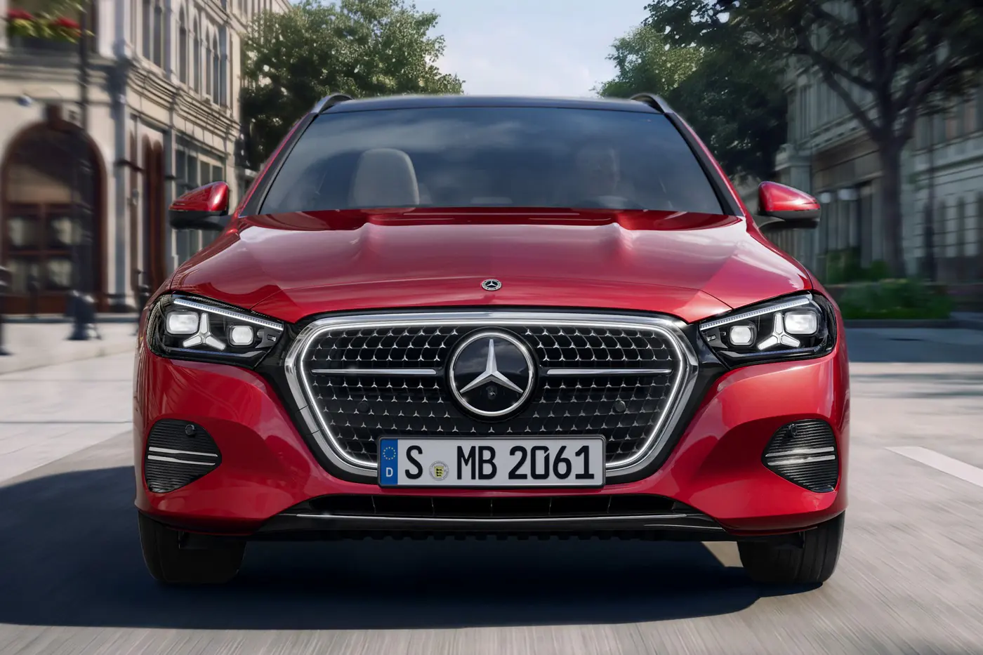 «Цешка» примерила обновки: как изменился Mercedes C-класса