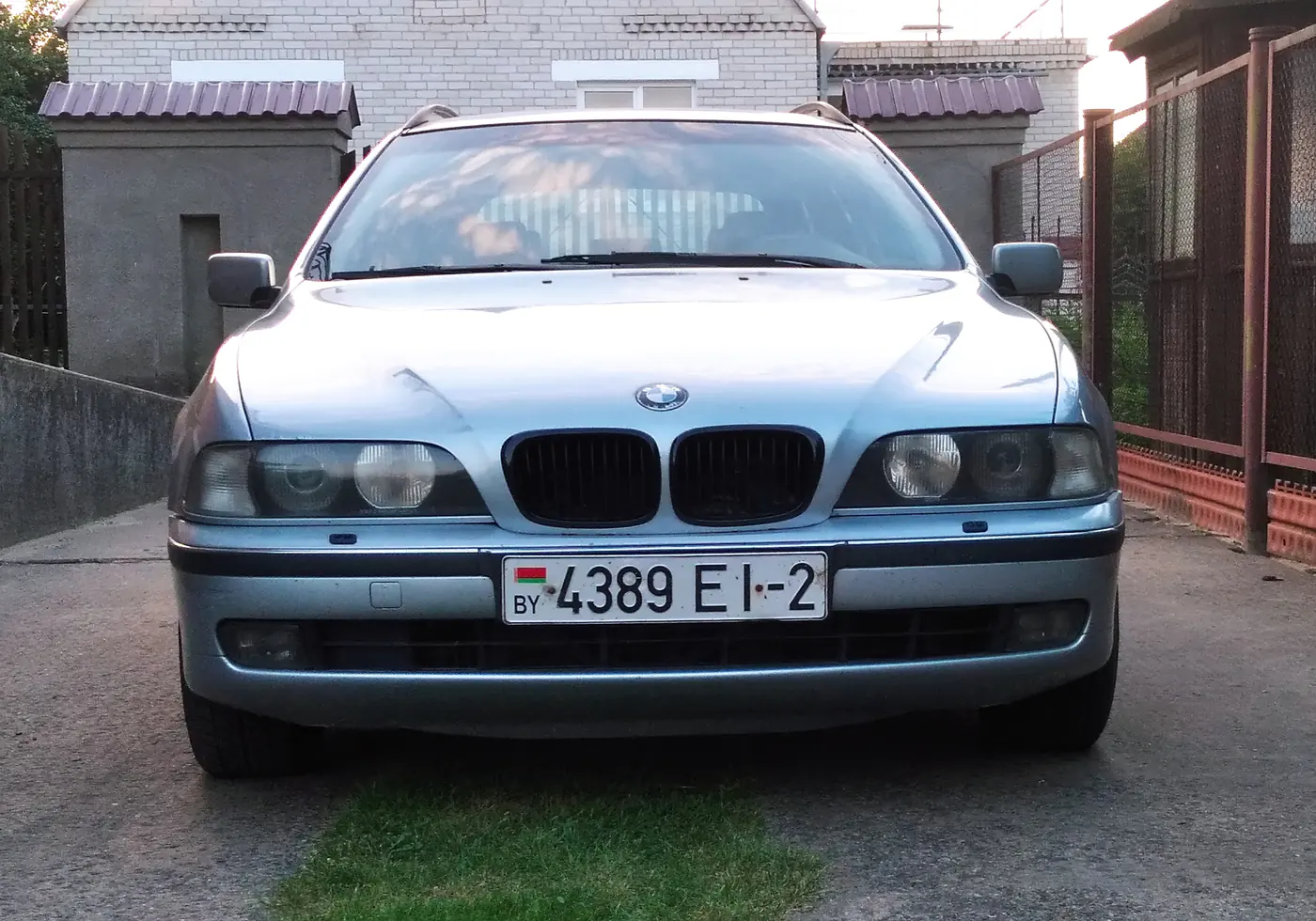 BMW 5 series IV (E39), 1997